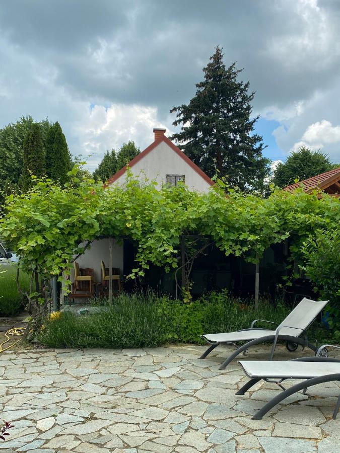 Lavender Cottage Balatongyörök Екстериор снимка