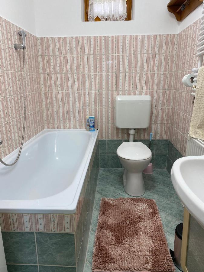 Lavender Cottage Balatongyörök Екстериор снимка